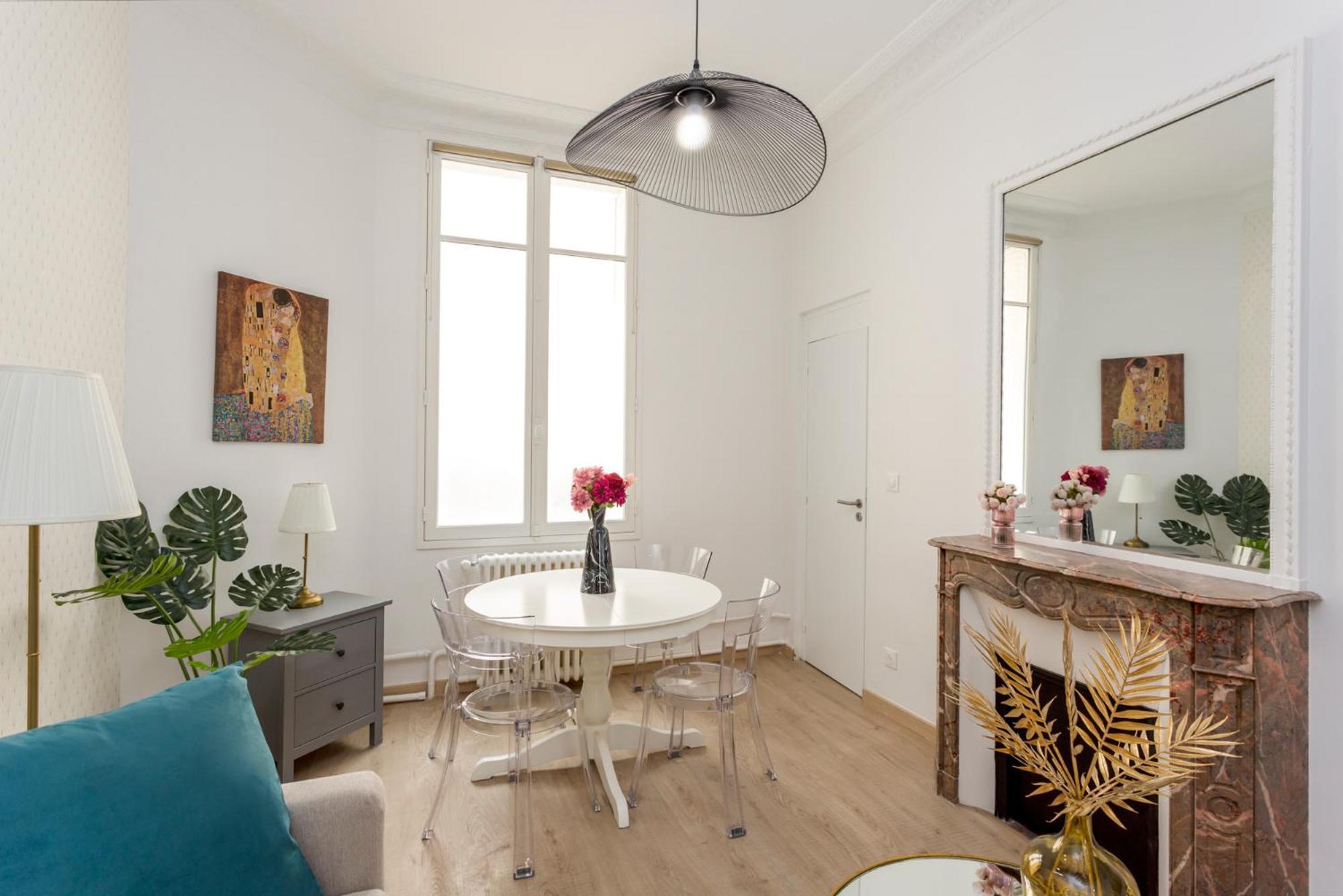 Cozy Apartment - Champs Elysees - Wagram Paris Exterior foto